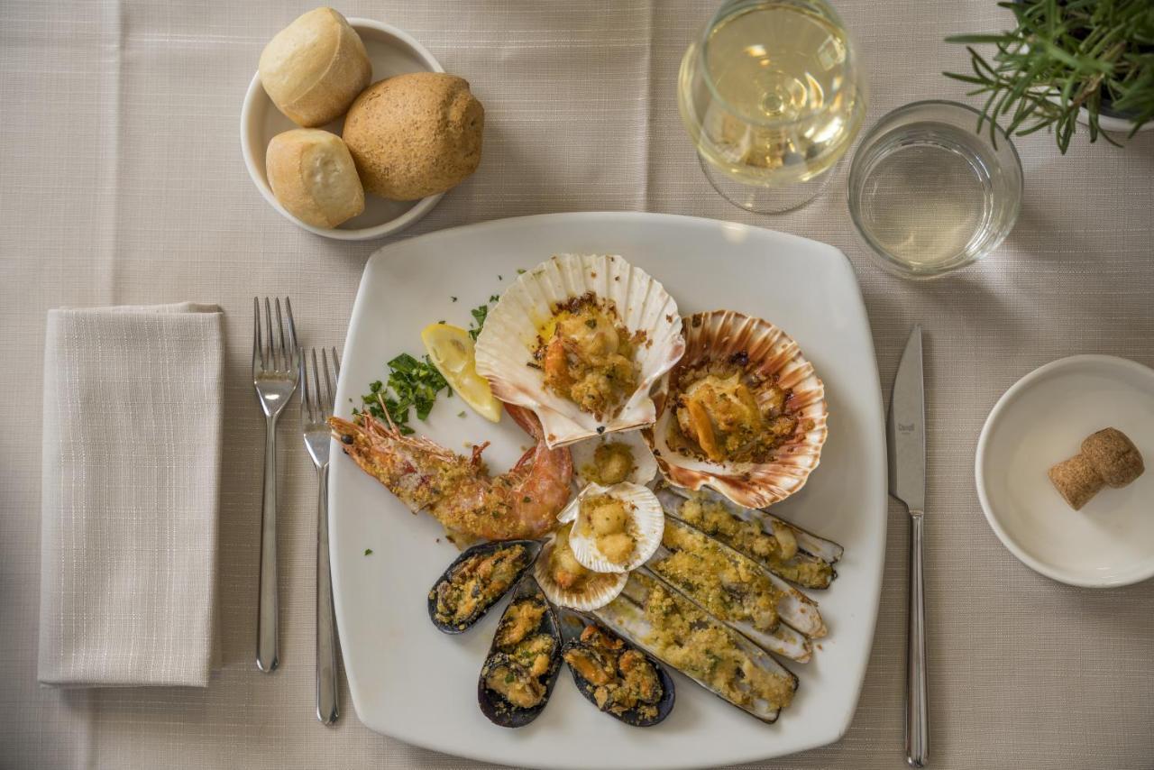 Albergo Ristorante Pozzi Bellaria-Igea Marina Exterior foto